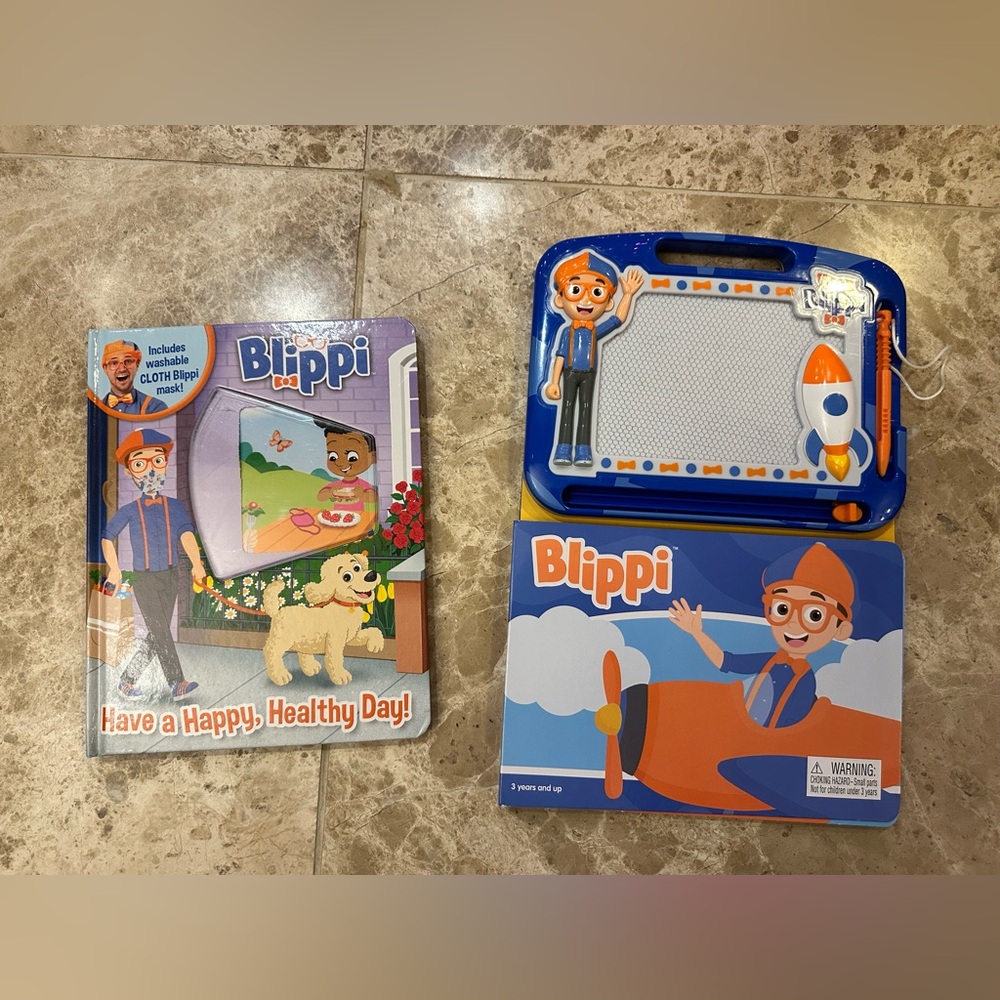 Blippi Activity Set with Book and Drawing Board